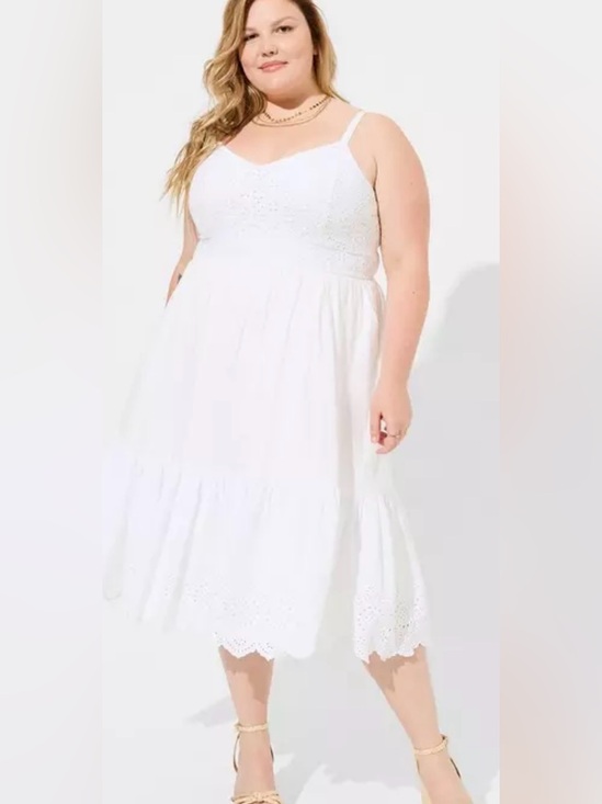 torrid Dresses & Skirts - NWT Torrid eyelet gauze sleeveless midi dress size 3X